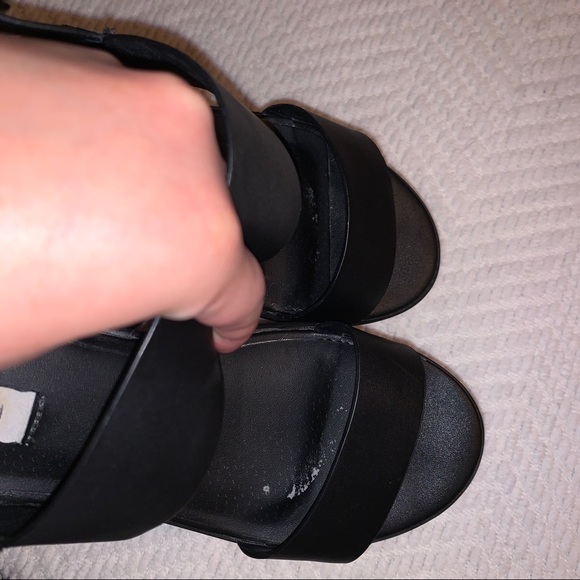 Steve Madden Black Block Strappy Heels - Picture 4 of 5